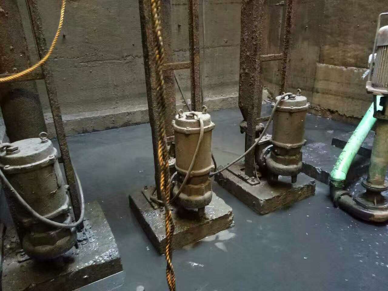 王益污水池清理